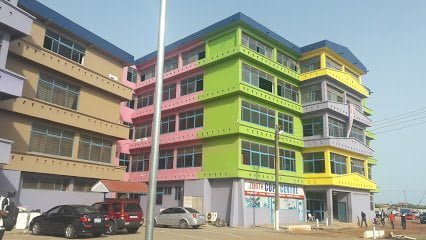 Zenith University College